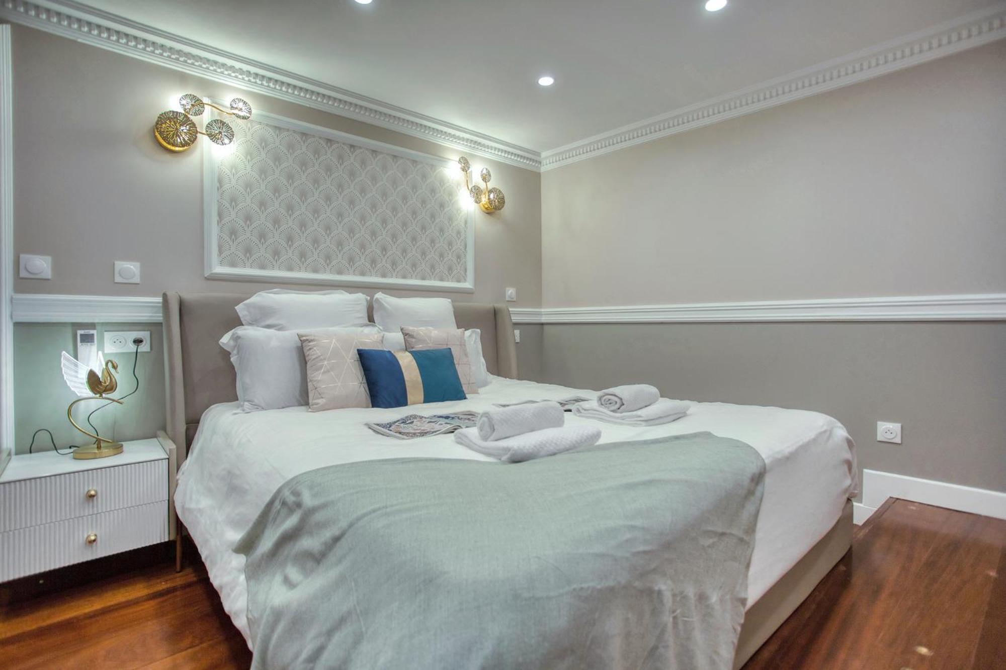 Elegant Triplex In Paris - Ideal For 10 - Aircon Esterno foto