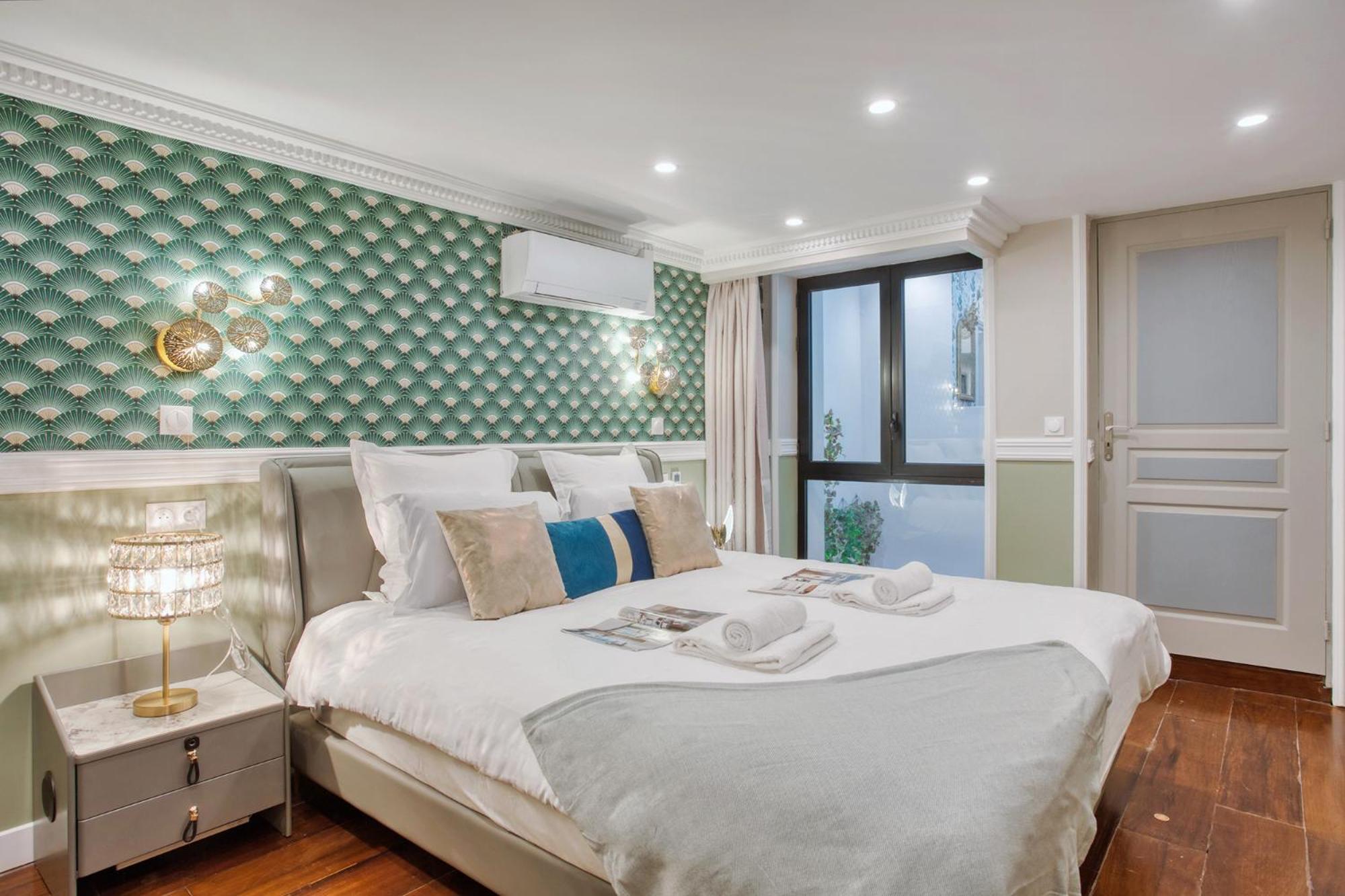 Elegant Triplex In Paris - Ideal For 10 - Aircon Esterno foto