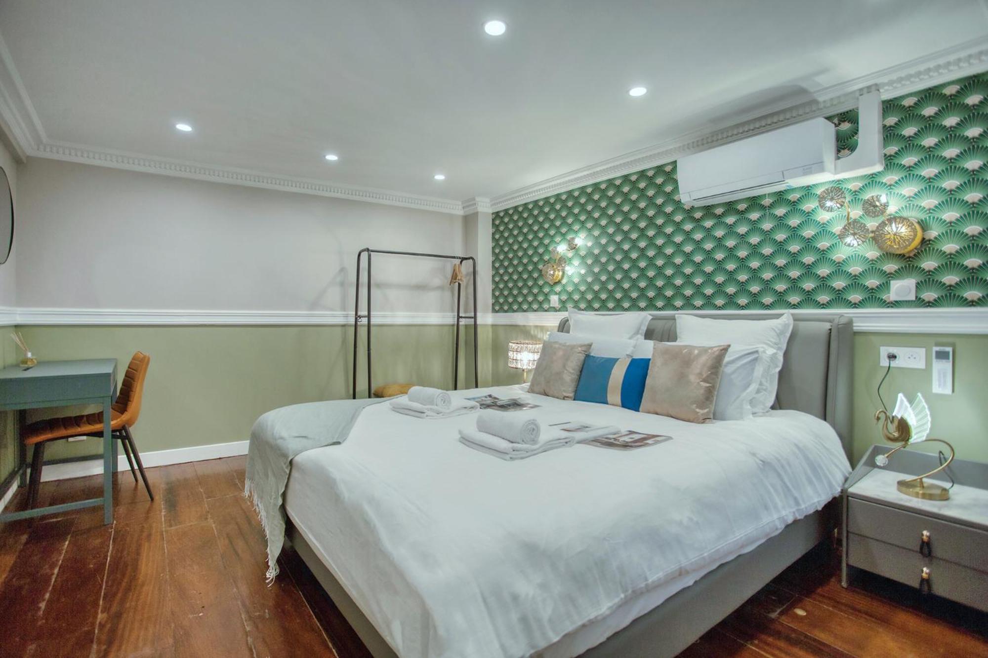 Elegant Triplex In Paris - Ideal For 10 - Aircon Esterno foto