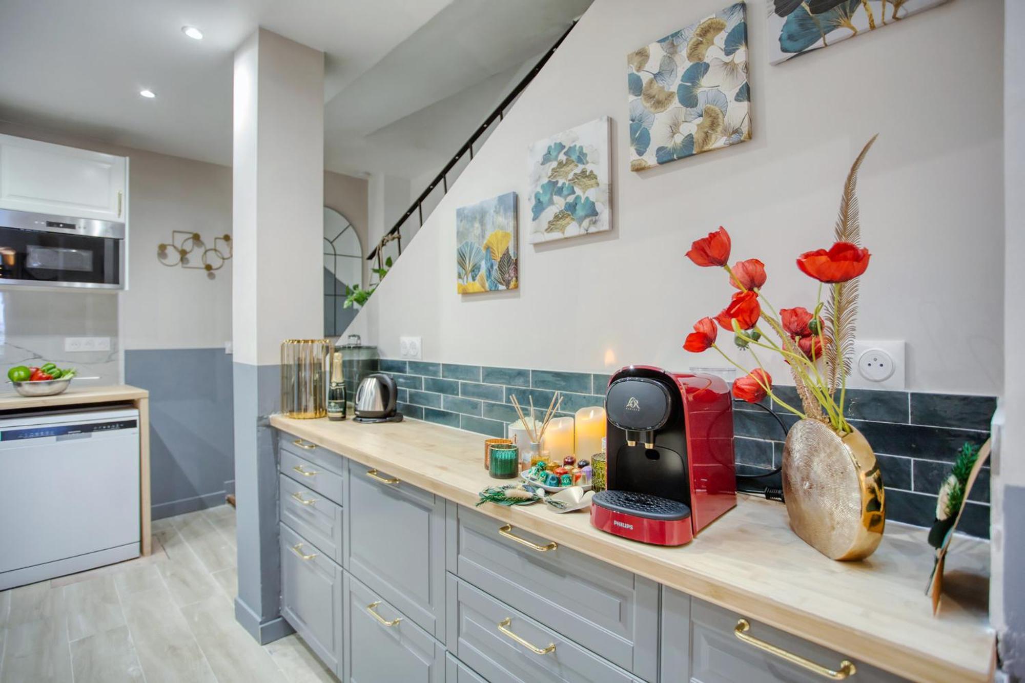 Elegant Triplex In Paris - Ideal For 10 - Aircon Esterno foto