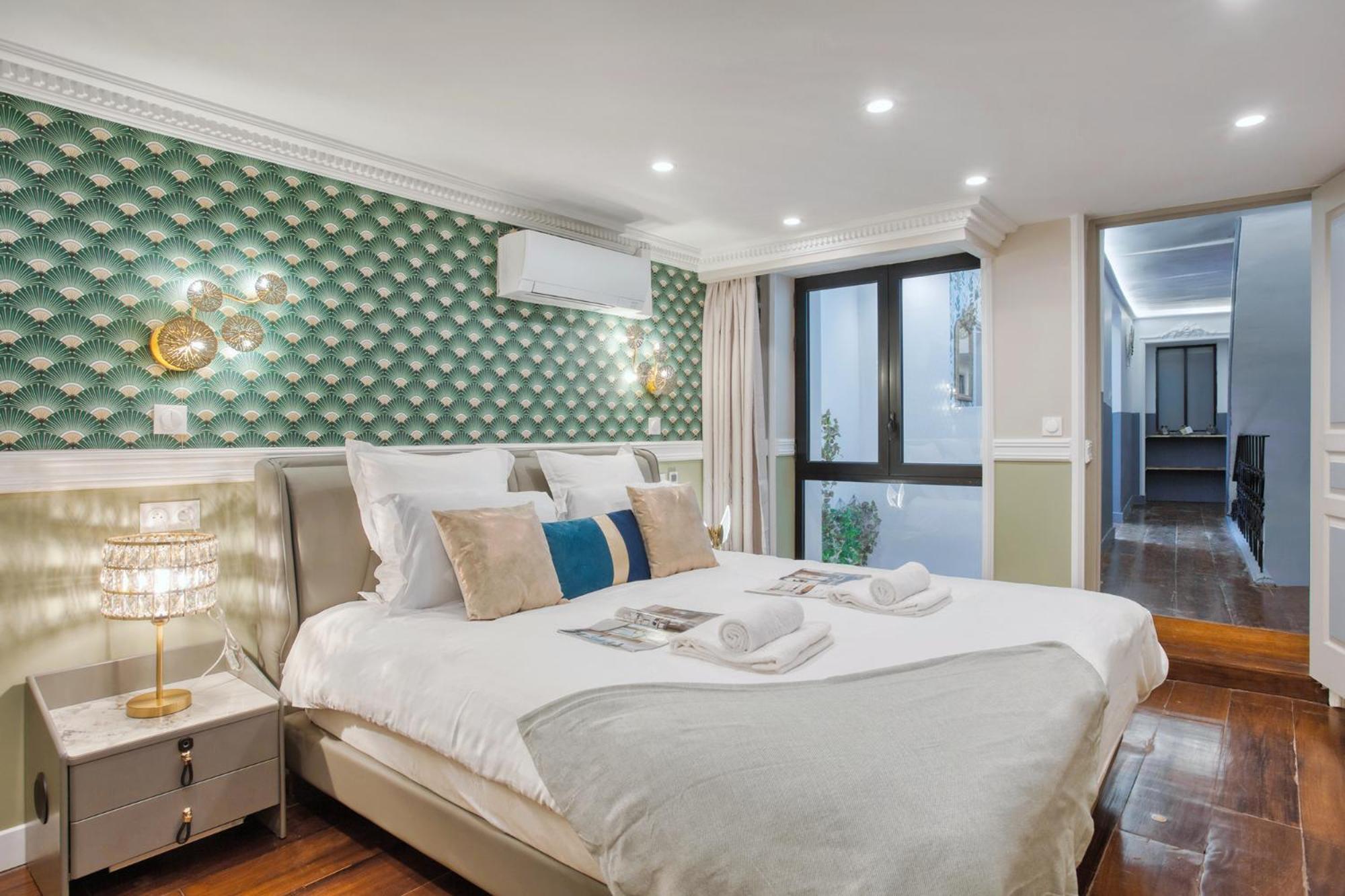 Elegant Triplex In Paris - Ideal For 10 - Aircon Esterno foto